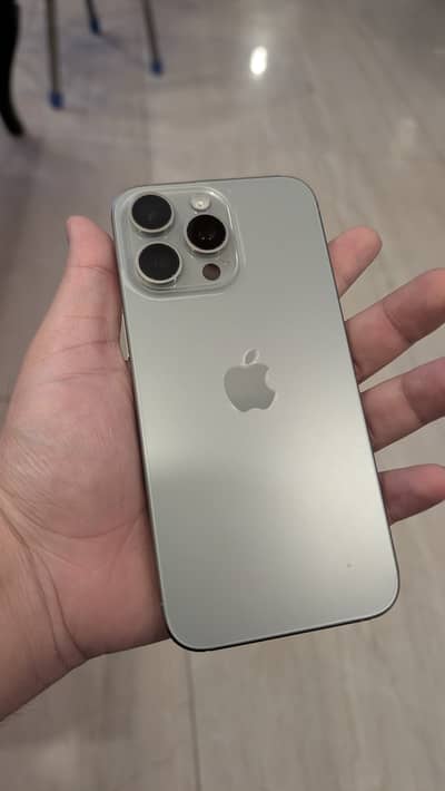 Apple iPhone 15 Pro Max