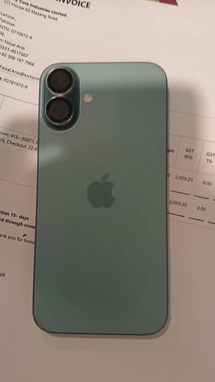 Apple iPhone 16 Plus 0
