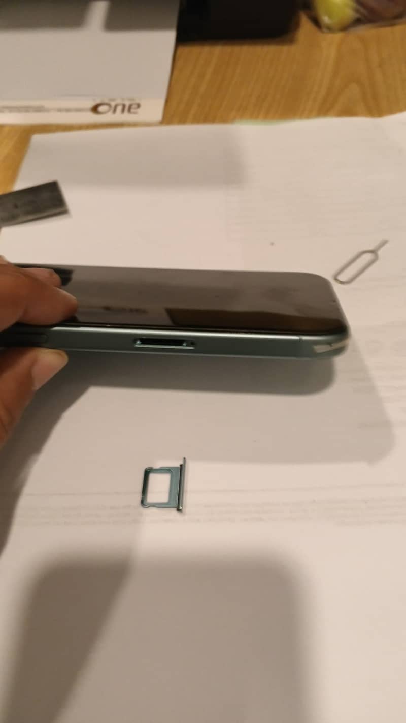 Apple iPhone 16 Plus 5