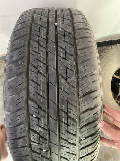 285/60 Dunlop