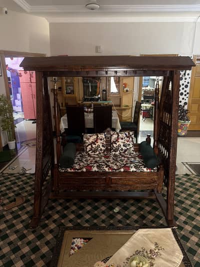 Wooden jhola