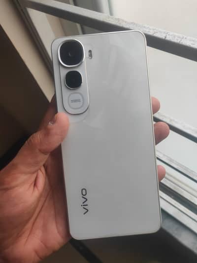 Vivo Y400