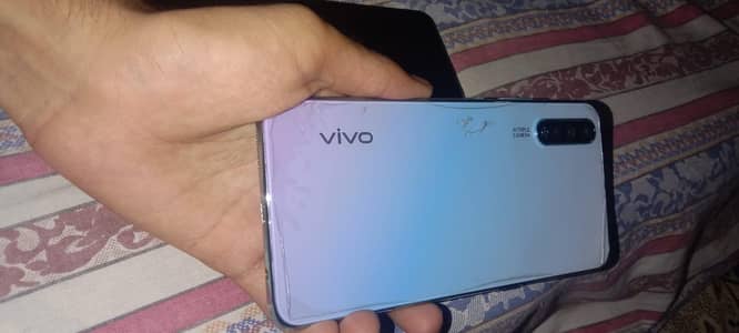Vivo S1