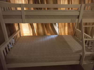 Used Bunkbed from dubai + 2 mattresses