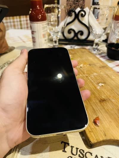 Apple iPhone 15-yellow 128 PTA