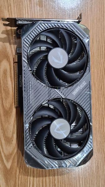 RTX 5050 8GB just box opened