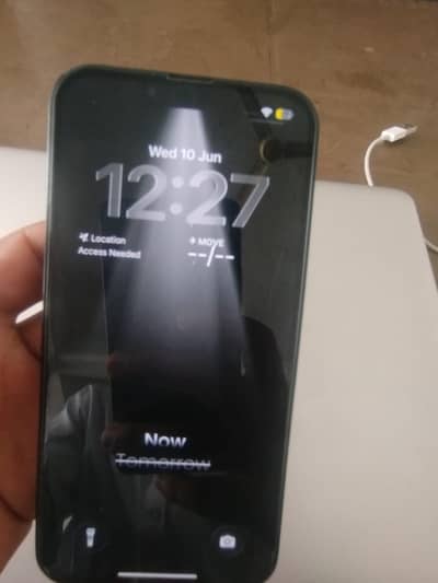 Apple iPhone 13