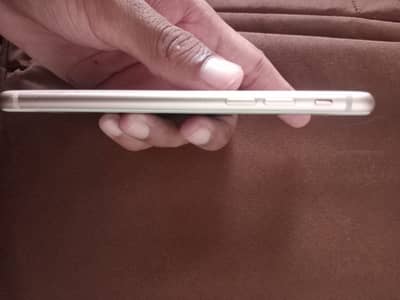 Apple iPhone 8