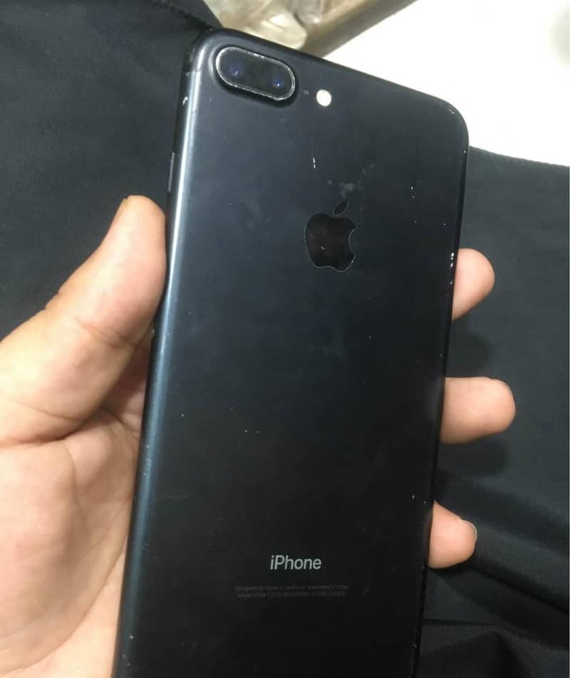 Apple iPhone 7 Plus 4