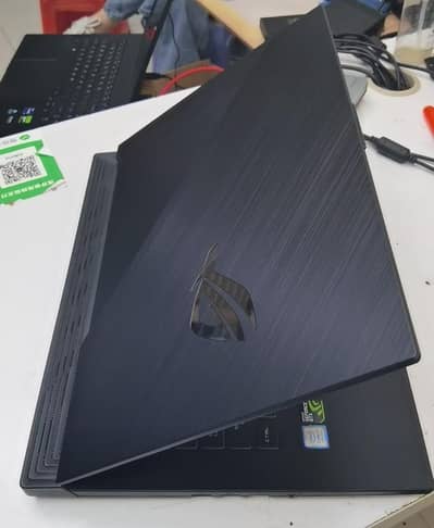 Asus Rog strix G531GU CORE I7-9750H 16GB 512GB SSD 6GB GTX1660TI