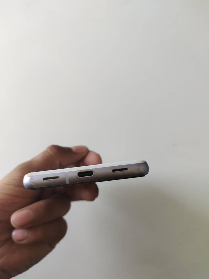 Google Pixel 7a 3