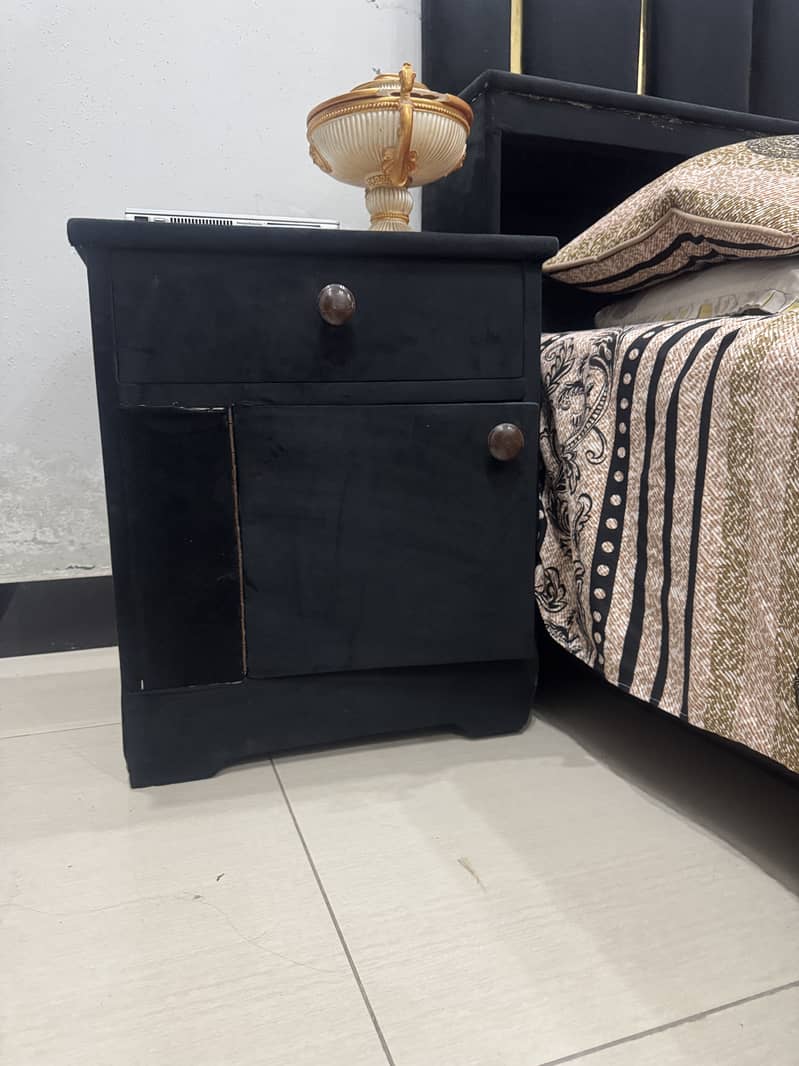 Black Bed set 2
