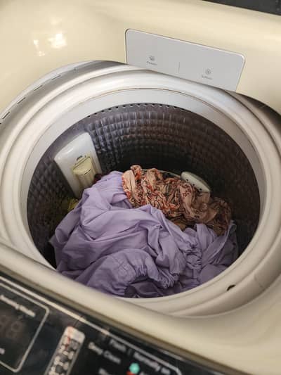 HAIER 8.5 KG.