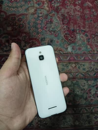 whatsapp youtube good mobile nokia 8000 4g
