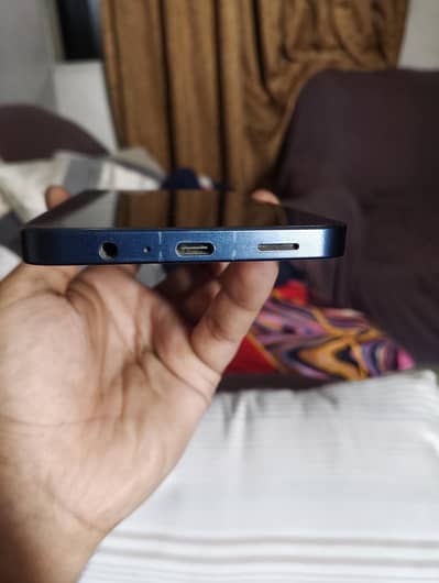 Samsung Mobile A06