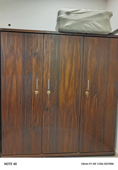 3 Door cupboard and 2 Door cupboard