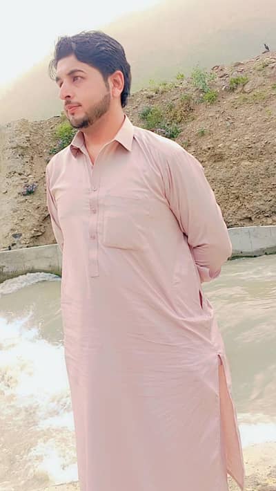 Kisi ko Ghar ka Kam k Lia boy zarorat ho I am Free 03197828007 whatsp