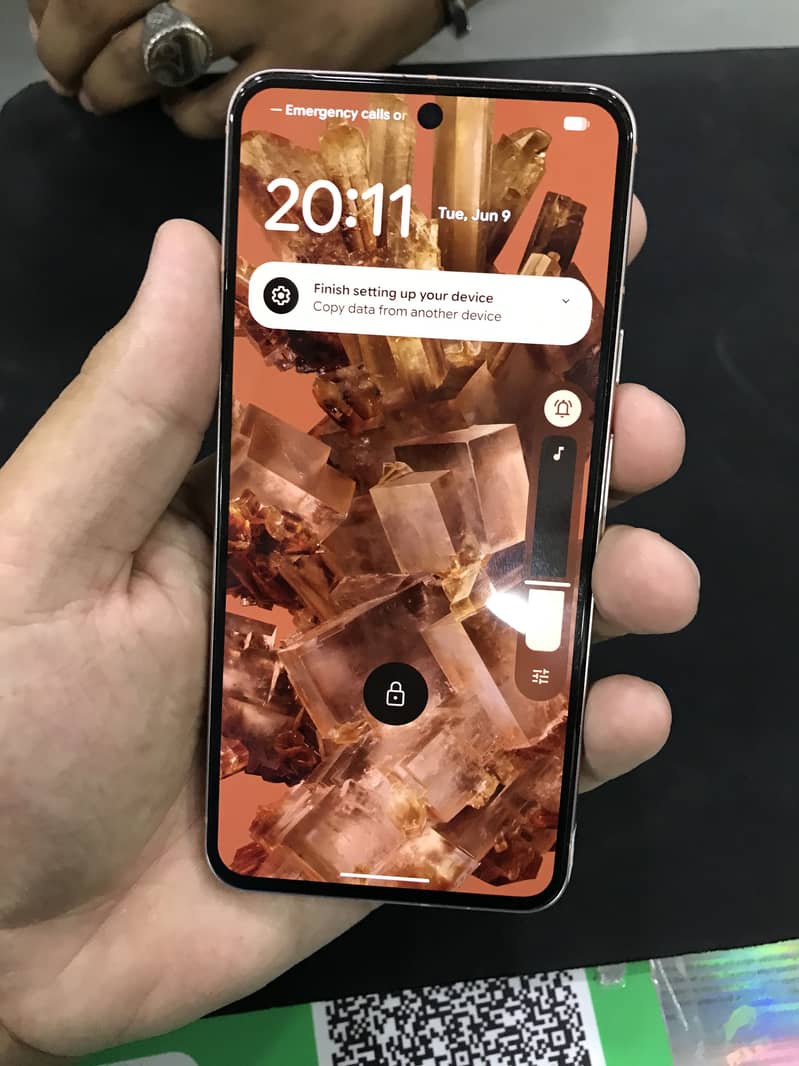 Google Pixel 8 6