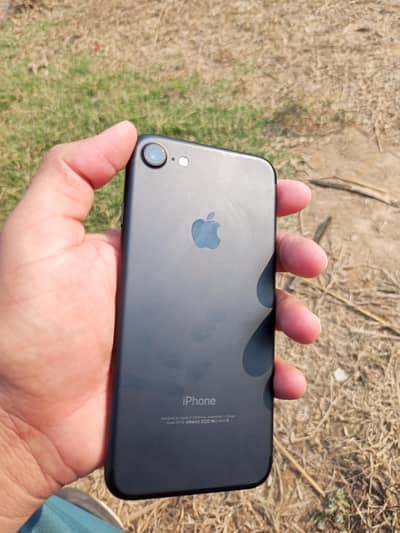 Apple iPhone 7