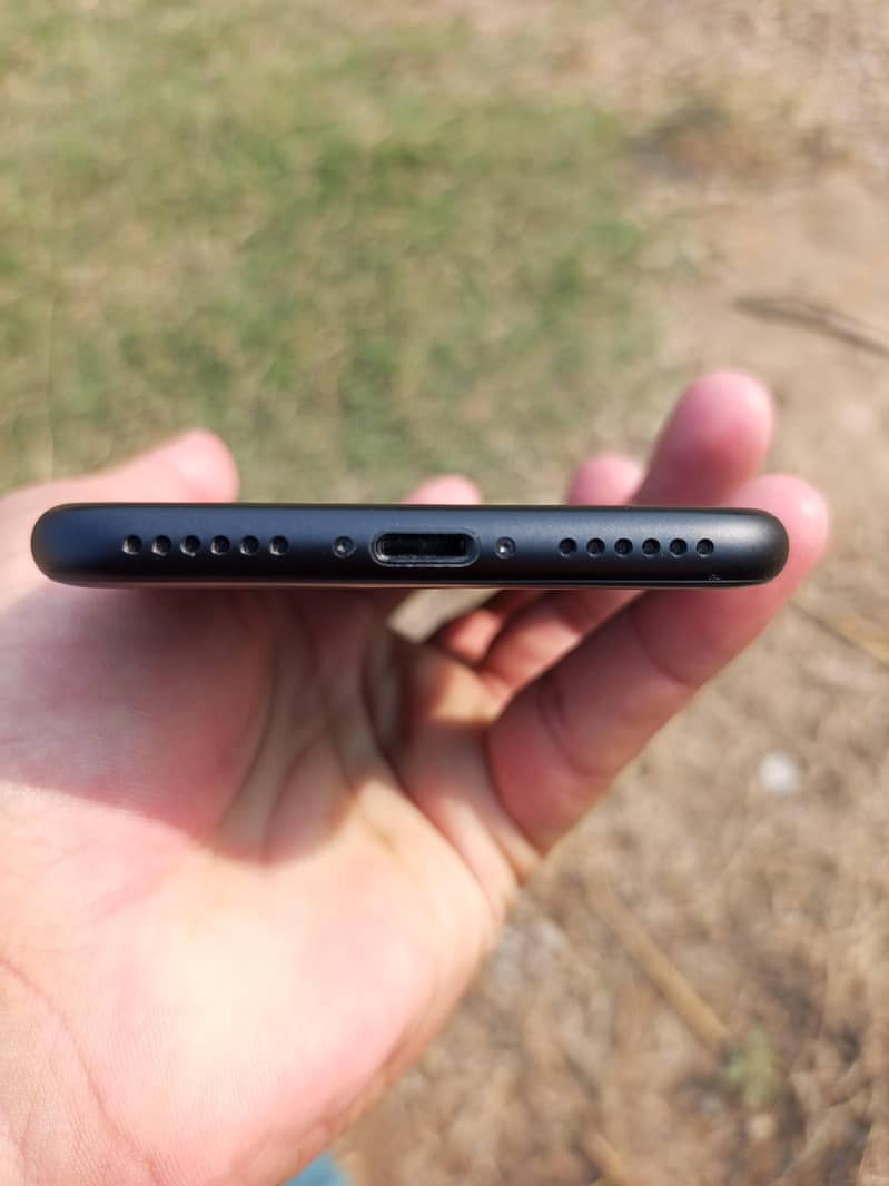 Apple iPhone 7 5