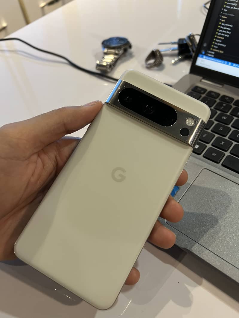 Google Pixel 8 Pro 0