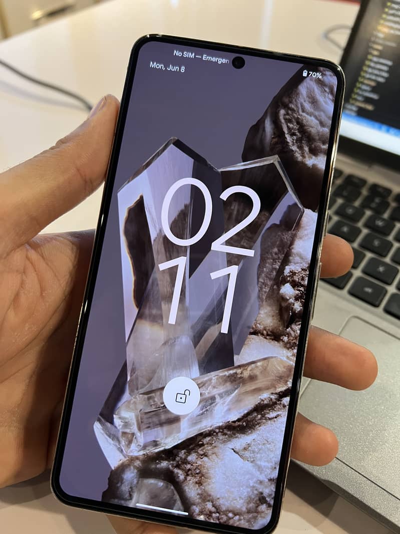Google Pixel 8 Pro 1