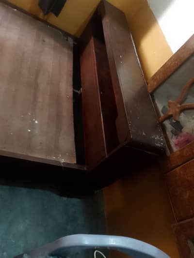 bed 10 by9