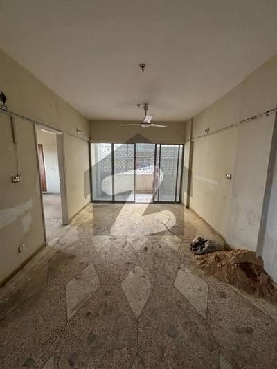 Affordable Corner Flat For Rent In Gulshan-E-Iqbal - Block 13-D2