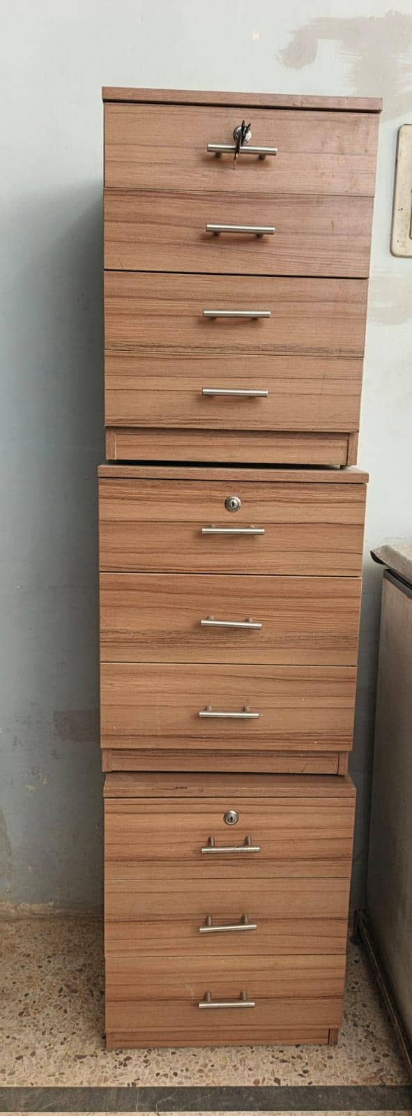 Side Drawers 0