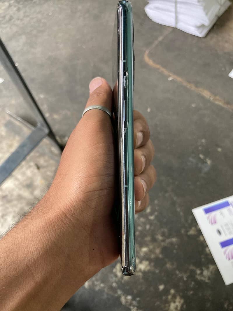 One Plus 9 Pro 1