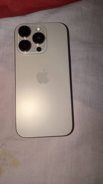 Apple iPhone 16 Pro