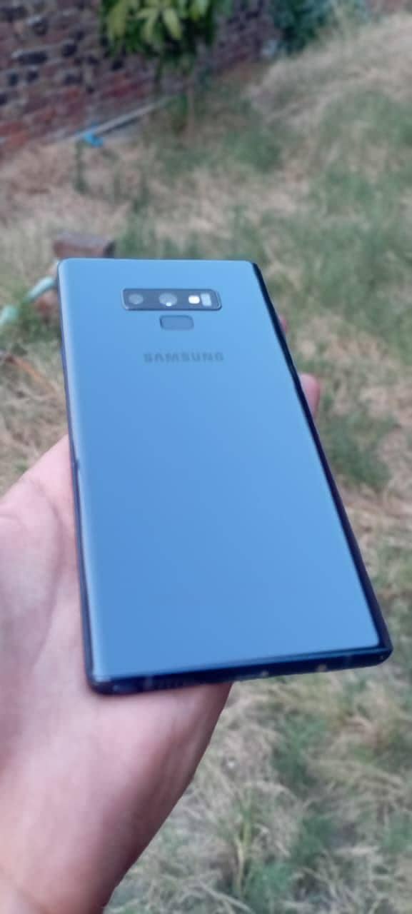 Samsung  Note 9 0