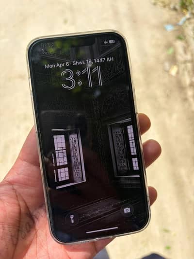 Apple iPhone 13