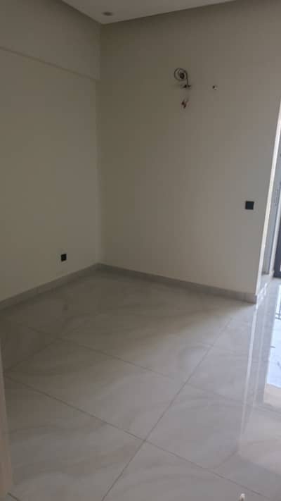 BRAND NEW 3-BEDROOM WEST-OPEN LUXURY APARTMENT FOR SALE NEXT TO KHI-E-SHAHEEN, DHA