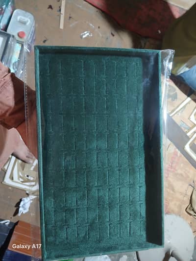 Ring display tray