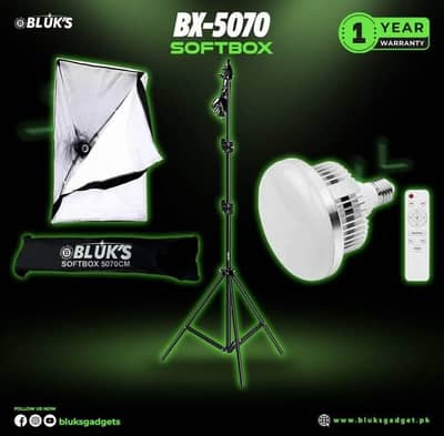 Bluks 50×70cm softbox with Bulb & stand 03249107656