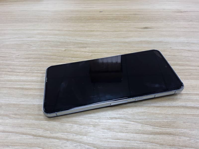 Google Pixel 8 Pro 2