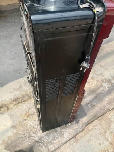 water dispenser
