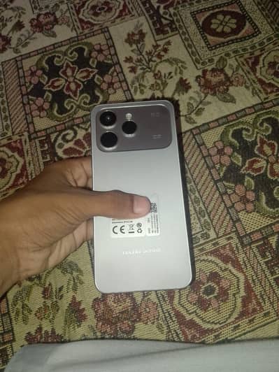 Tecno spark 40 6+ 6 ram 128 gb memory
