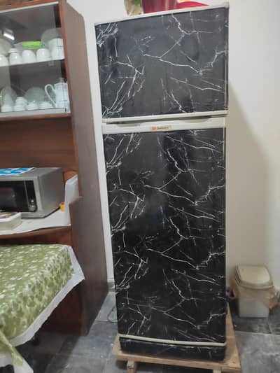 Dawlance Fridge in Excellent Condition