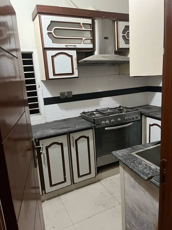 WELL MAINTAINED PORTION 4