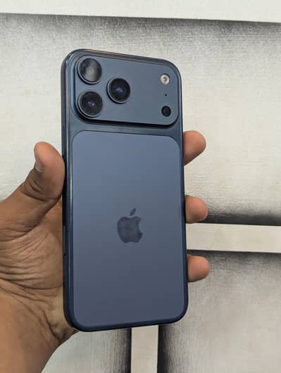 iphone 17 pro max cpy