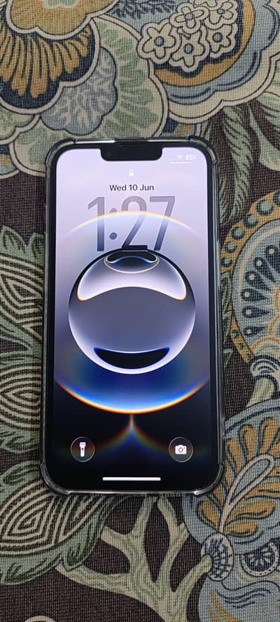 Apple iPhone 16e