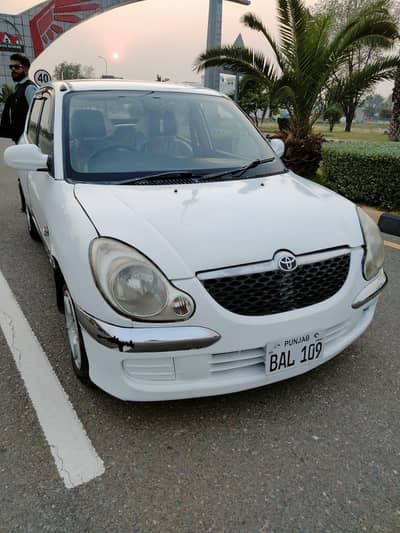 Toyota Duet 2007