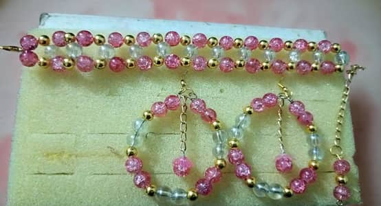 handmade pink crystal breslet