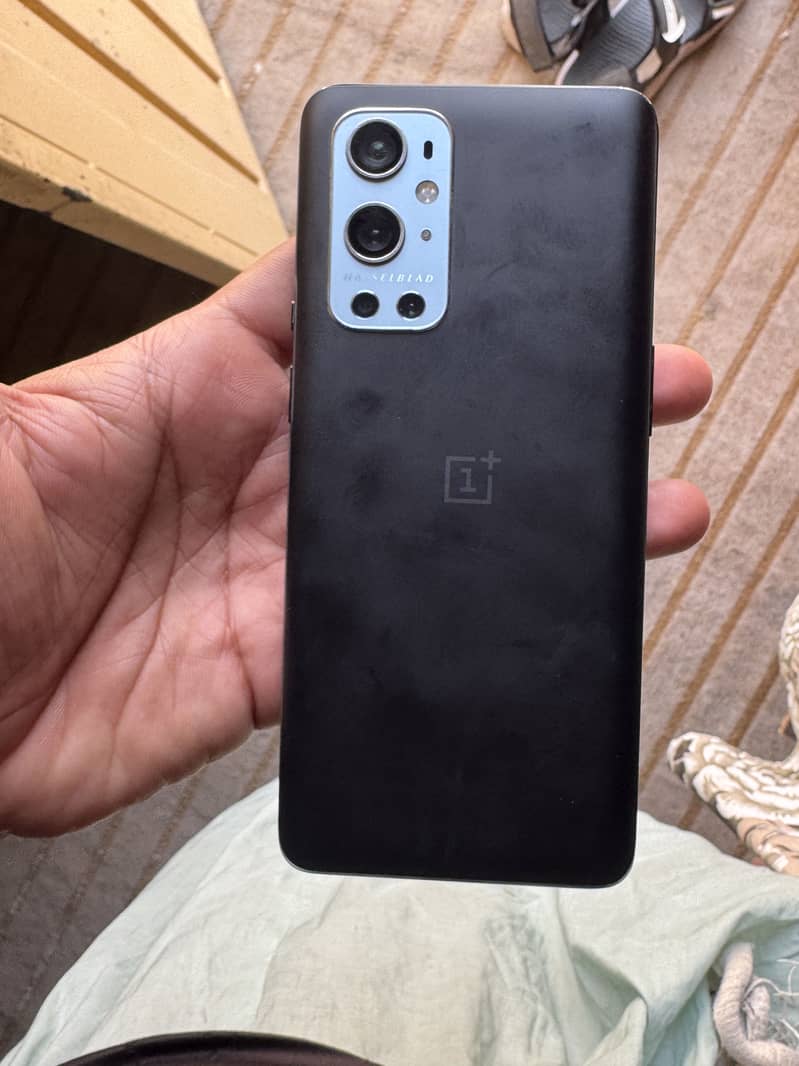 Oneplus 9 pro 3