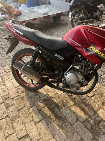 Yamaha ybr 125G 2016 excellent condition/self start