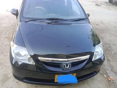 Car for sale City 2005 model black  color