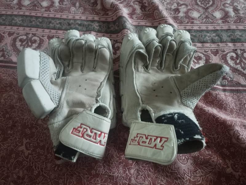 gloves 0