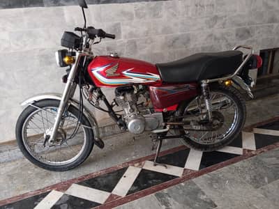 Honda 125 model 2002 exchange possible ybr g